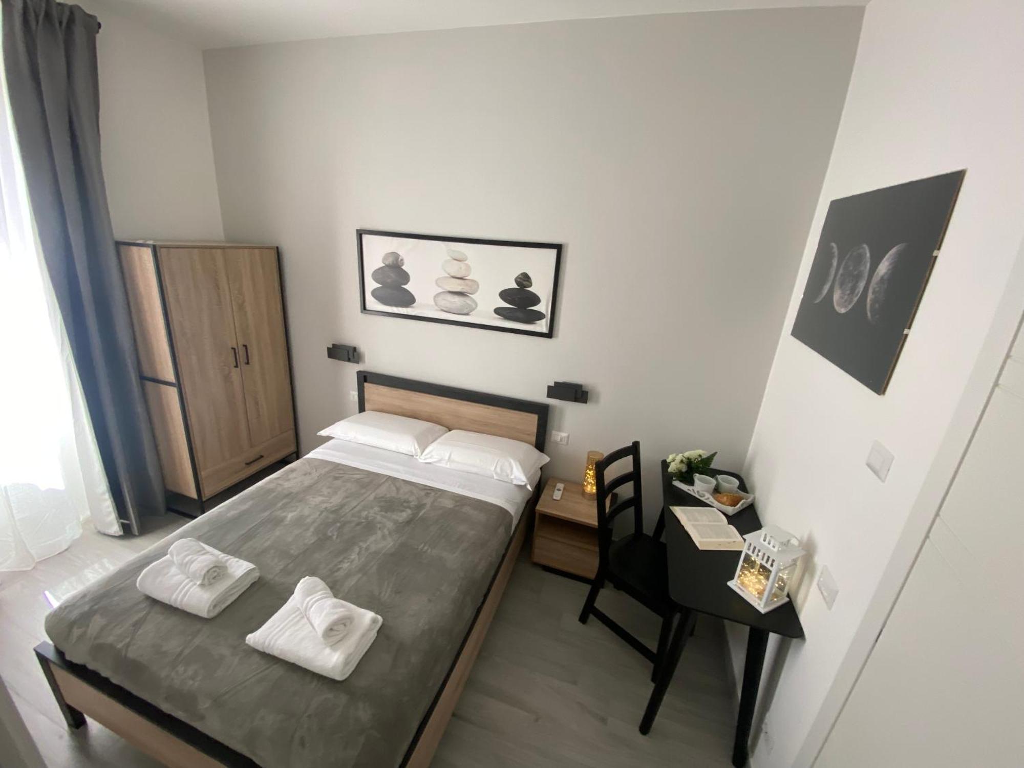 Roma Centro Softrooms Guest House Affittacamere Ngoại thất bức ảnh